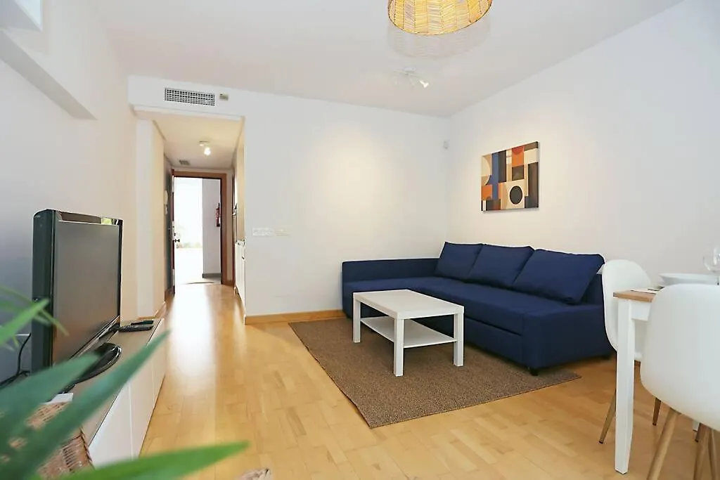 Casa Fenicia - Cosy Apartment With Free Private Parking Málaga